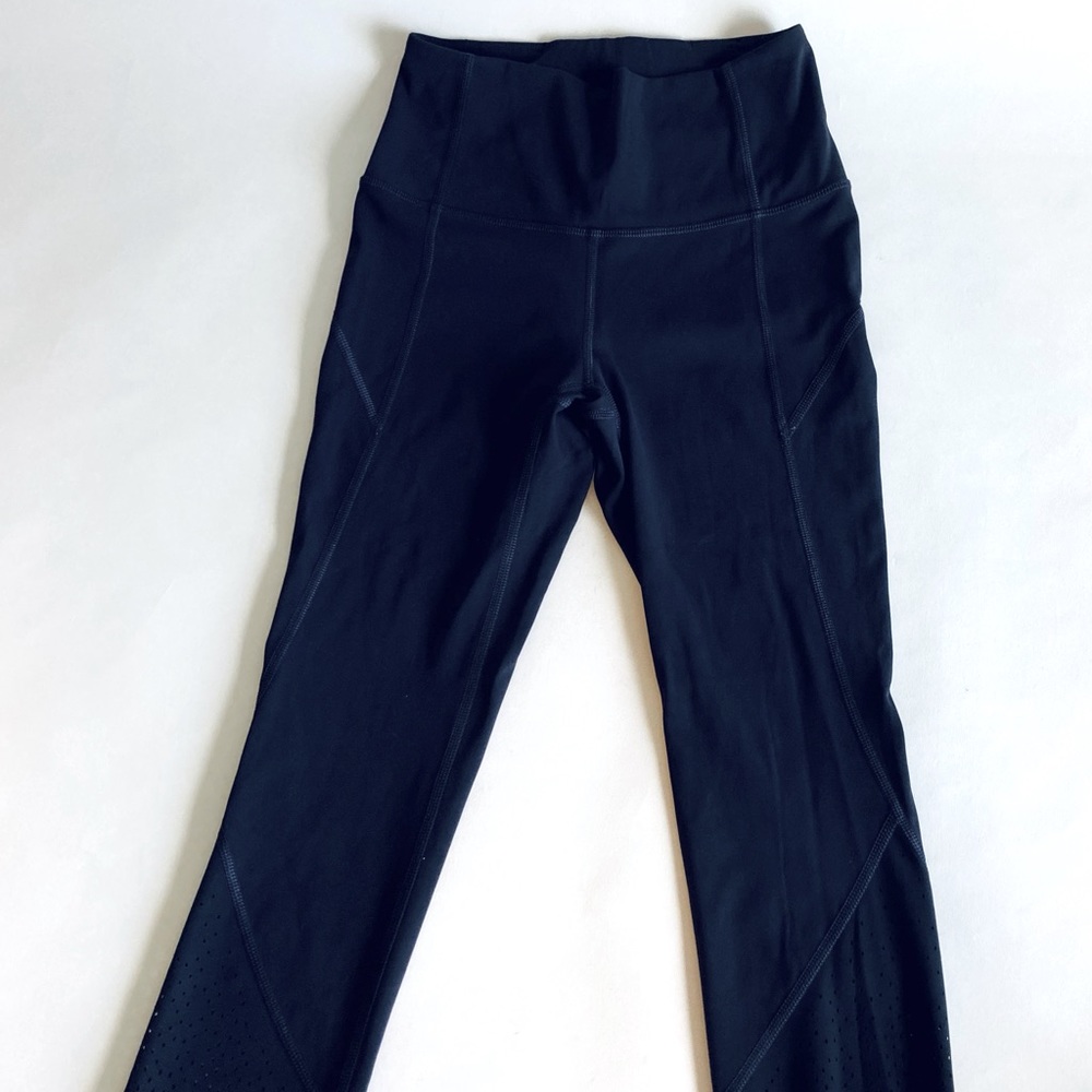 Lululemon Dark Purple Mid Rise Leggings size 4